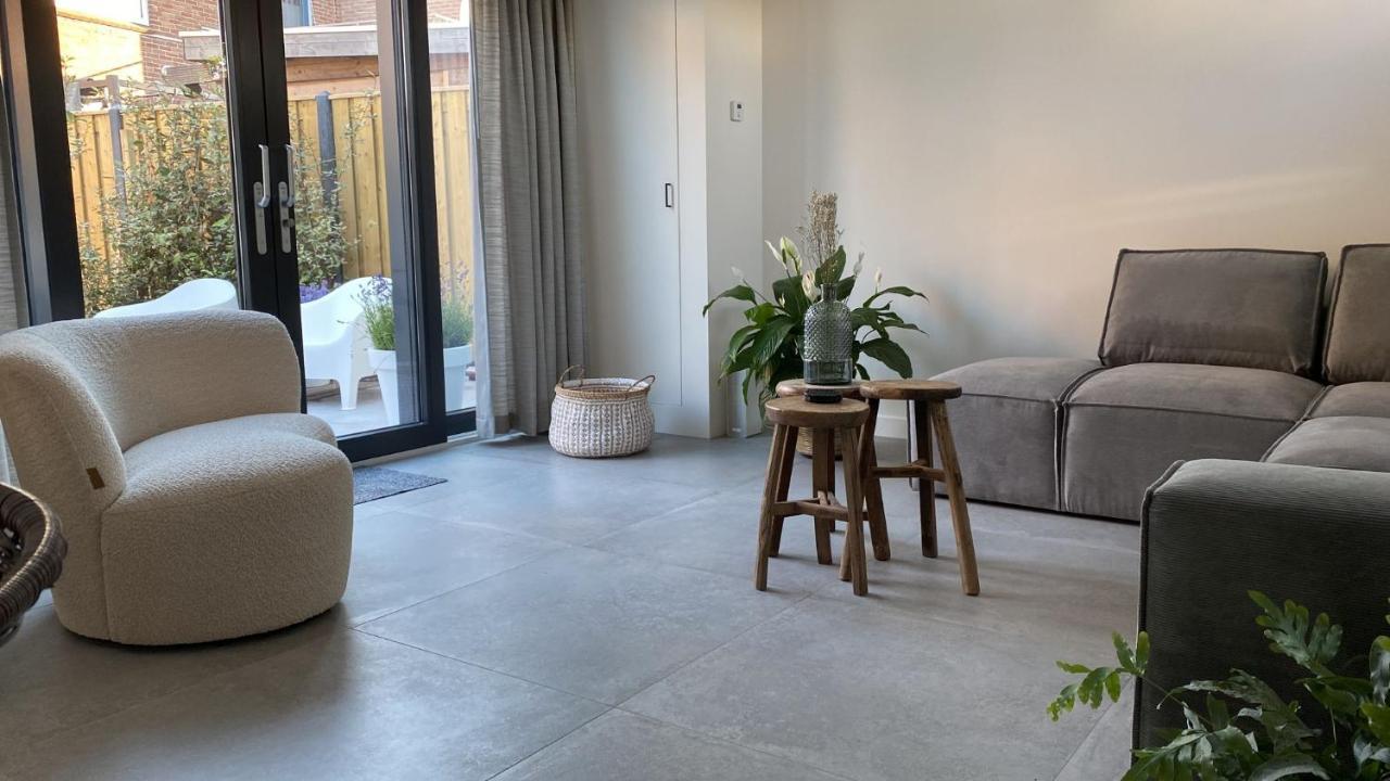 Luxe Vakantiewoning In Domburg, Vaandragerstraat Hébergement de vacances Dombourg